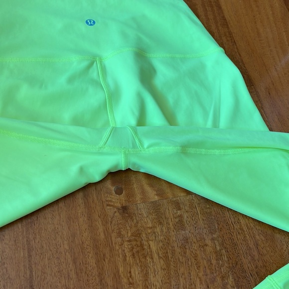 Lululemon Wunder Under Leggings - NWOT - Picture 7 of 9